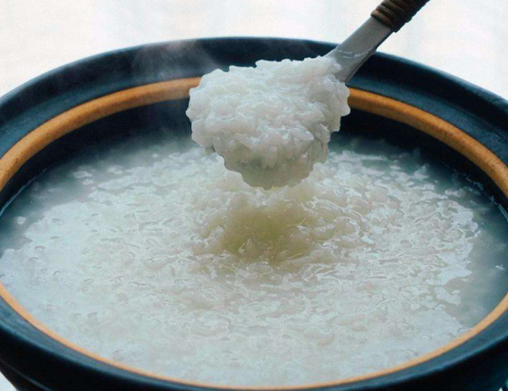 大米粥,白粥，稀饭，白米粥，米粥，大米汤,白米汤的升糖指数(GI)升糖负荷(GL)及热量