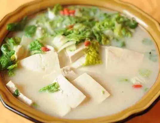 炖豆腐的升糖指数(GI值),升糖负荷(GL值)热量,蛋白质含量,碳水化合物含量,嘌呤含量
