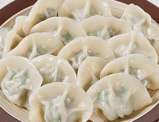 饺子（三鲜）,水饺,三鲜水饺,蒸饺,煎饺的升糖指数(GI值),升糖负荷(GL值)热量,蛋白质含量,碳水化合物含量,嘌呤含量