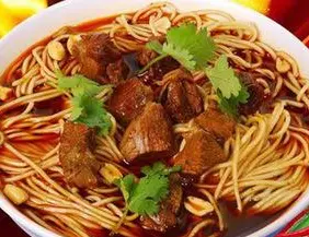 辣椒牛肉面（便餐）的升糖指数(GI值),升糖负荷(GL值)热量,蛋白质含量,碳水化合物含量,嘌呤含量