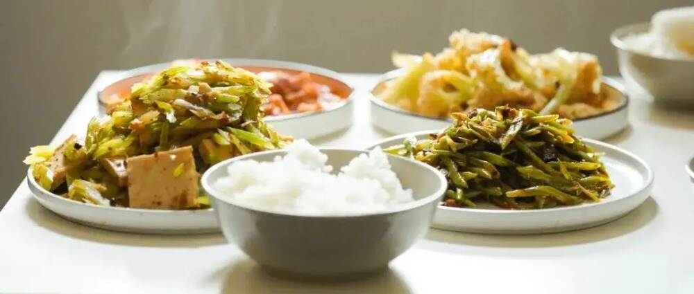 糖尿病人饮食误区之:血糖高不能吃主食