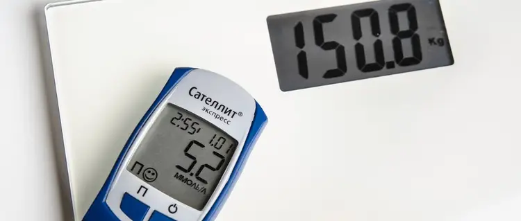 糖尿病人每天应该吃多少碳水、蛋白质和脂肪？——糖尿病人每日所需能量计算