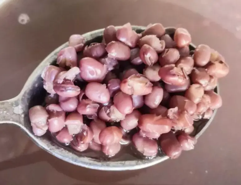 红小豆(常压)的升糖指数(GI值),升糖负荷(GL值)热量,蛋白质含量,碳水化合物含量,嘌呤含量 红小豆(常压)的升糖指数(GI值),升糖负荷(GL值)热量,蛋白质含量,碳水化合物含量,嘌呤含量