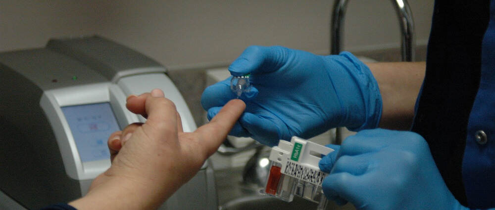 即使将血糖控制在更宽松的目标范围内，同样可以减轻老年糖尿病患者的痴呆症风险