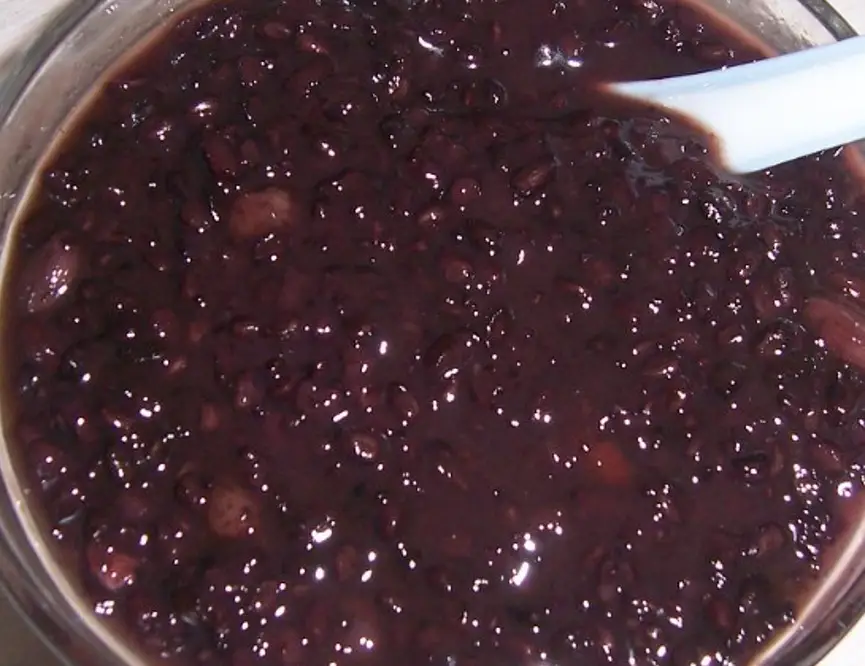 小黑豆粥的升糖指数(GI值),升糖负荷(GL值)热量,蛋白质含量,碳水化合物含量,嘌呤含量
