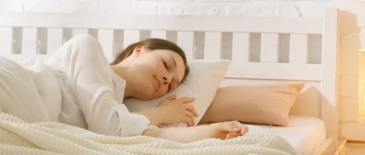 研究：睡眠时间超过10小时的人患糖尿病的风险最大