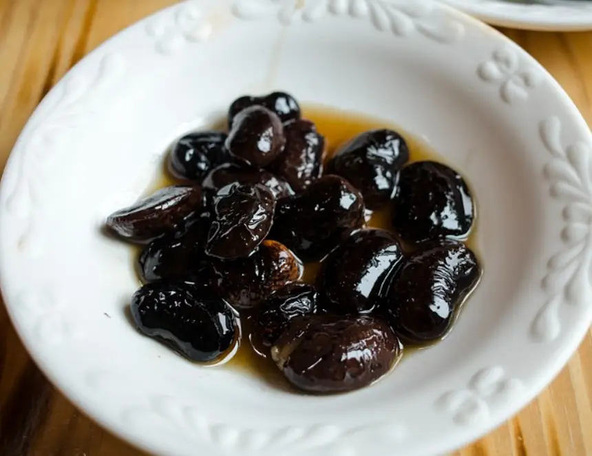 黑豆（熟）,黑大豆,乌豆,橹豆,马料豆,料豆,零乌豆,冬豆子的升糖指数(GI值),升糖负荷(GL值)热量,蛋白质含量,碳水化合物含量,嘌呤含量