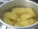 面包果（去皮，煮10分钟）的升糖指数(GI)升糖负荷(GL)及热量