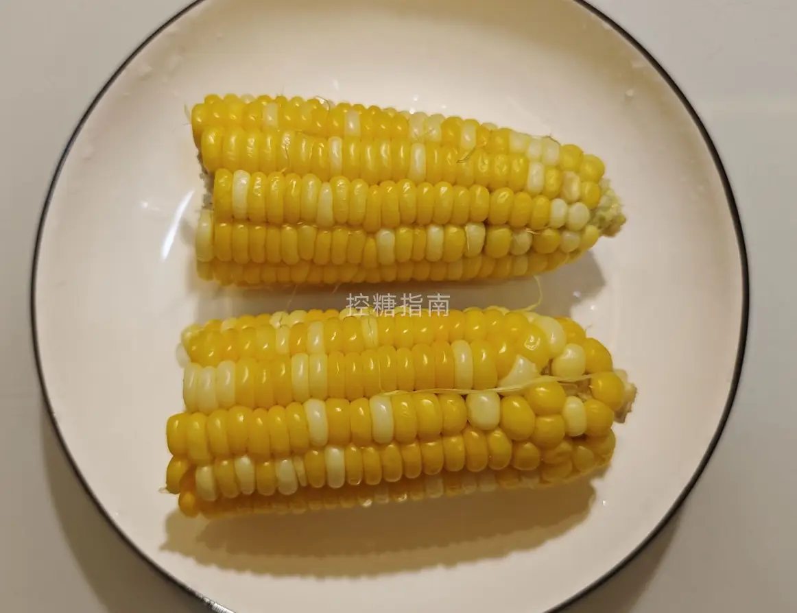 甜玉米（微波炉加热1.5分钟）的升糖指数(GI值),升糖负荷(GL值)热量,蛋白质含量,碳水化合物含量,嘌呤含量