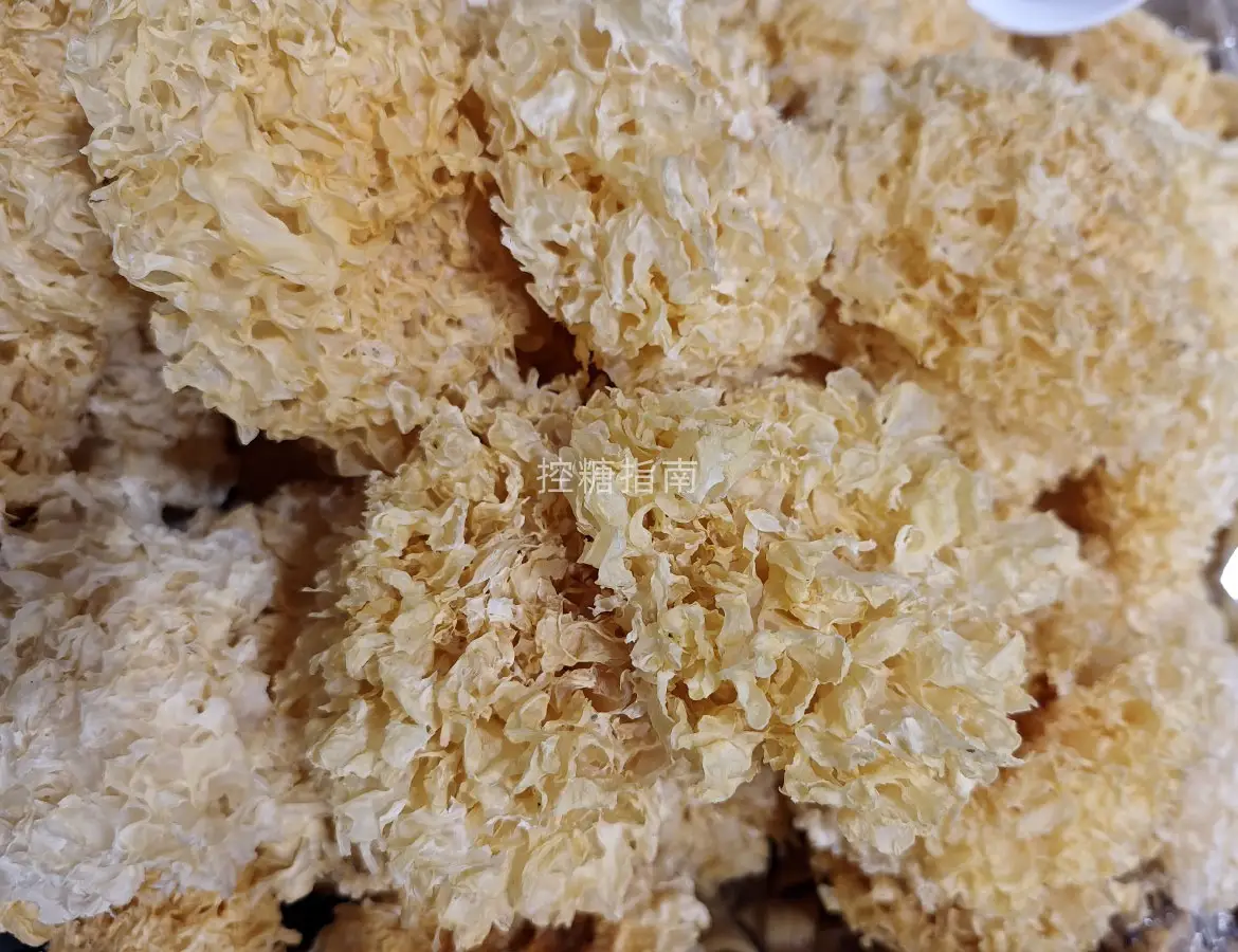 银耳,白木耳,雪耳的升糖指数(GI值),升糖负荷(GL值)热量,蛋白质含量,碳水化合物含量,嘌呤含量